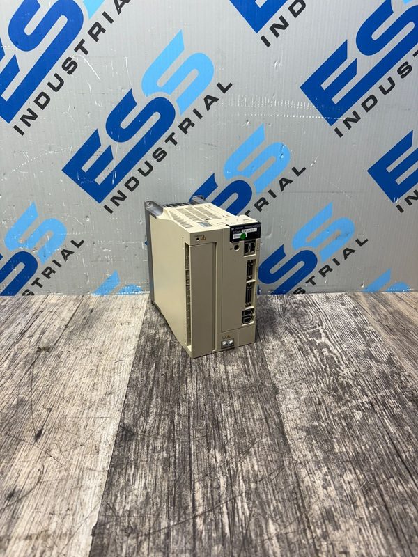 Сервопривод Yaskawa SGDS-30A12AY27