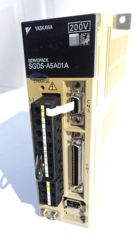 Сервопривод Yaskawa SGDS-A5A01A