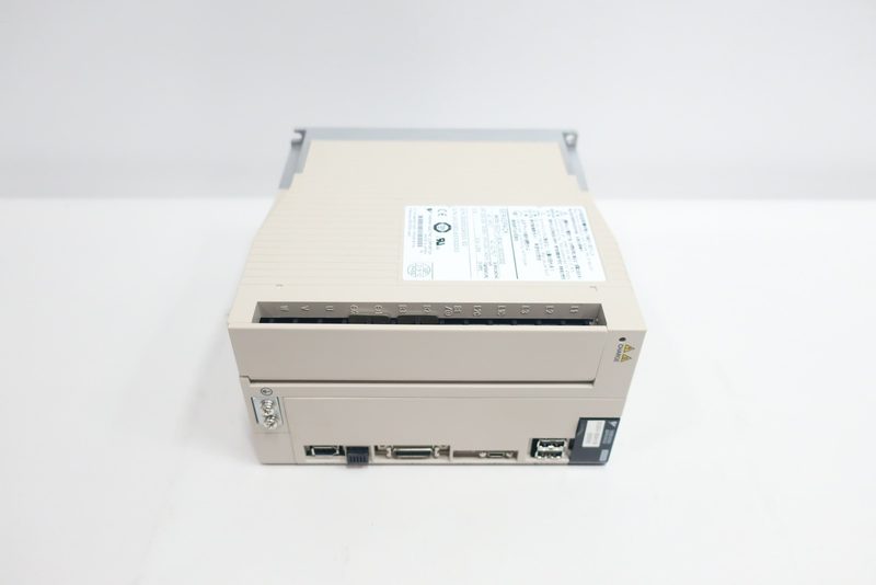 Сервопривод Yaskawa SGDV-180A11B002000
