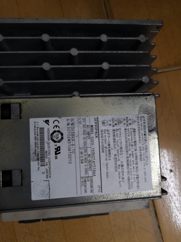 Сервопривод Yaskawa SGDV-1R9D01AY518AA