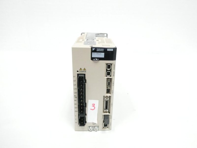 Сервопривод Yaskawa SGDV-3R8A21A