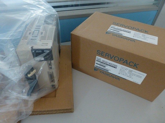 Сервопривод Yaskawa SGDV-5R5A01A00