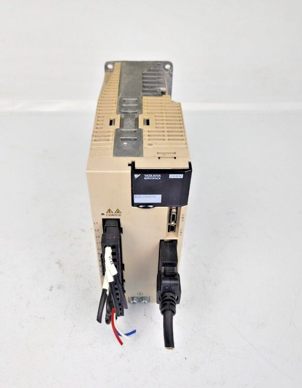 Сервопривод Yaskawa SGDV-5R5A05A