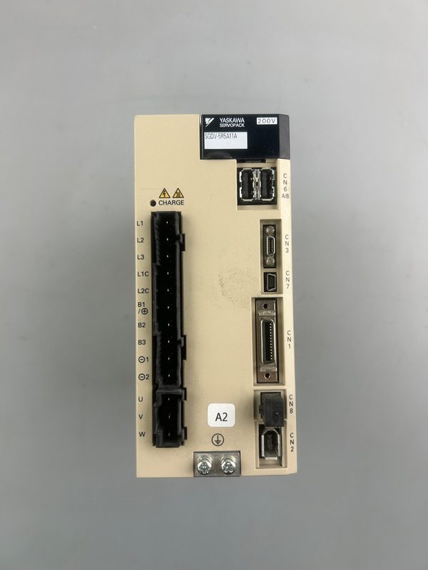 Сервопривод Yaskawa SGDV-5R5A11A
