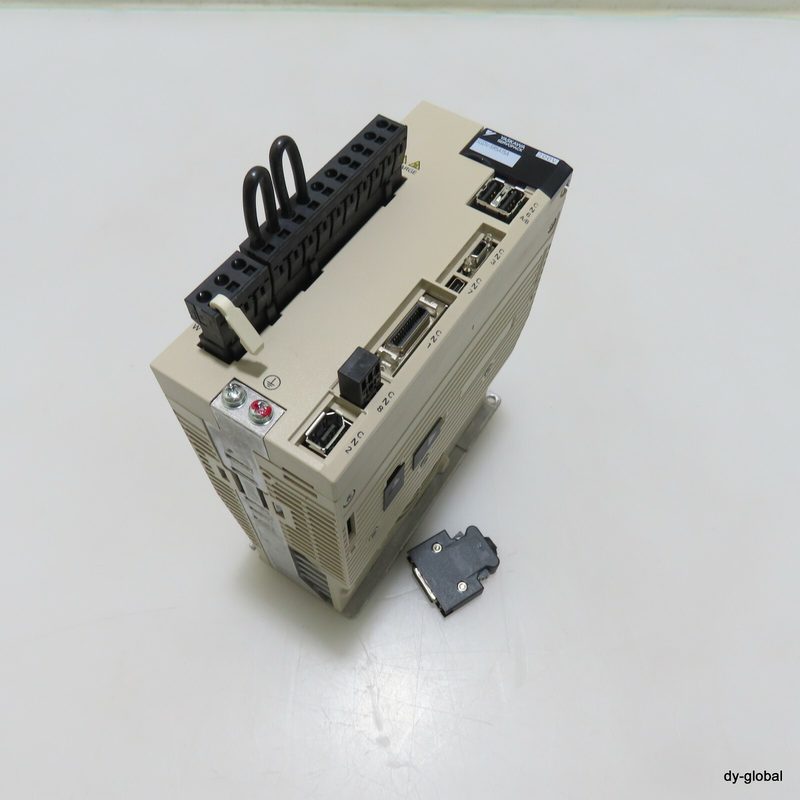 Сервопривод Yaskawa SGDV-5R5A15A