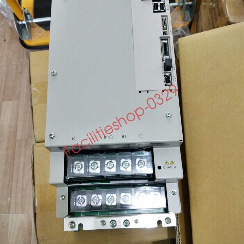 Сервопривод Yaskawa SGDV-780A01A