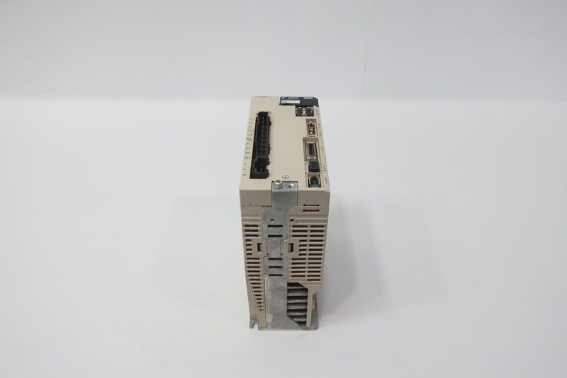 Сервопривод Yaskawa SGDV-7R6A11A002000