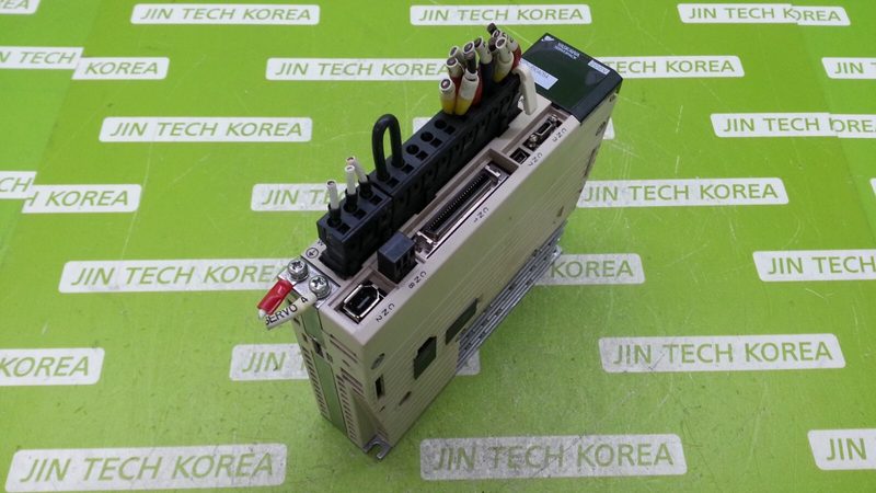 Сервопривод Yaskawa SGDV-R90A05A