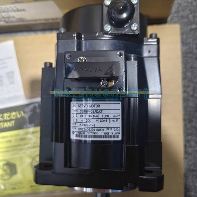 Серводвигатель Yaskawa SGMGV-03ADA21