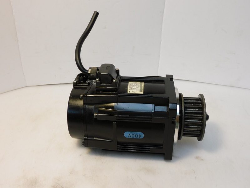 Серводвигатель Yaskawa SGMGV-05D3E61