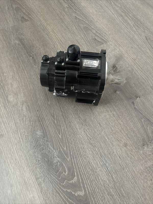 Серводвигатель Yaskawa SGMGV-09A3E6C