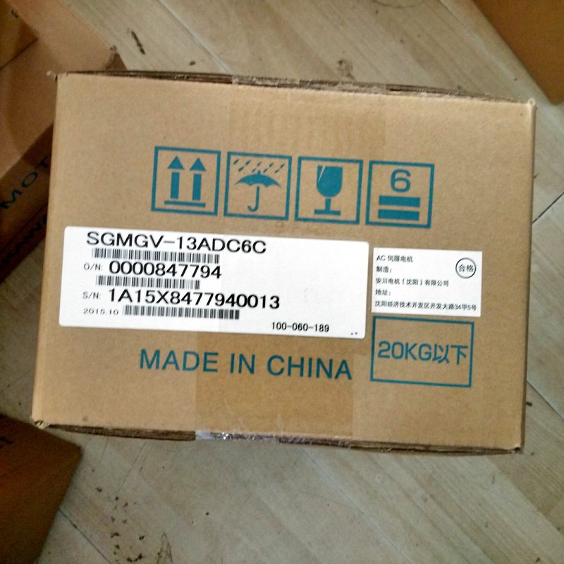 Серводвигатель Yaskawa SGMGV-13ADC6C