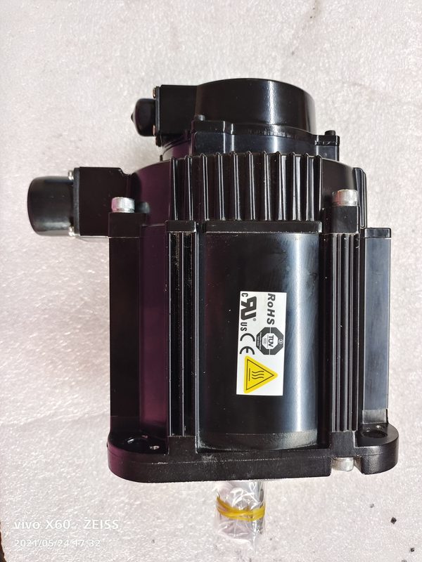 Серводвигатель Yaskawa SGMGV-20A3E6S