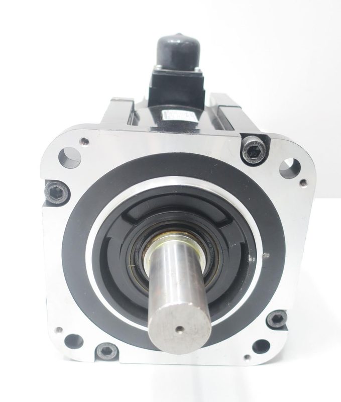 Серводвигатель Yaskawa SGMGV-44A8M2E