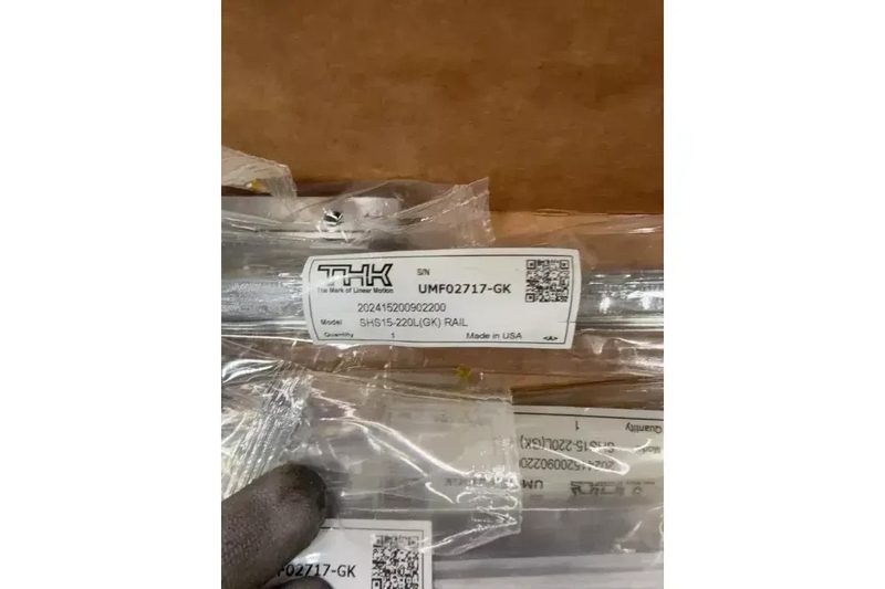 Линейная направляющая SHS15-220L