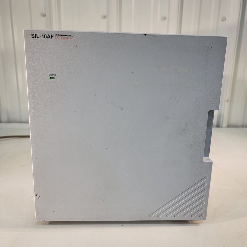 Хроматограф SIL-10A