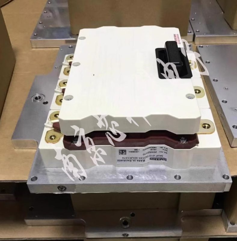 Силовой модуль IGBT SKIIP2013GB172-4DW