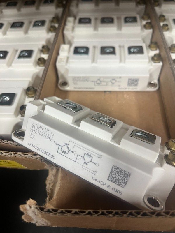 Силовой модуль Semikron SKM600GB066D