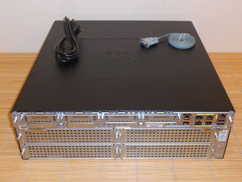 Маршрутизатор Cisco SL-39-DATA-K9