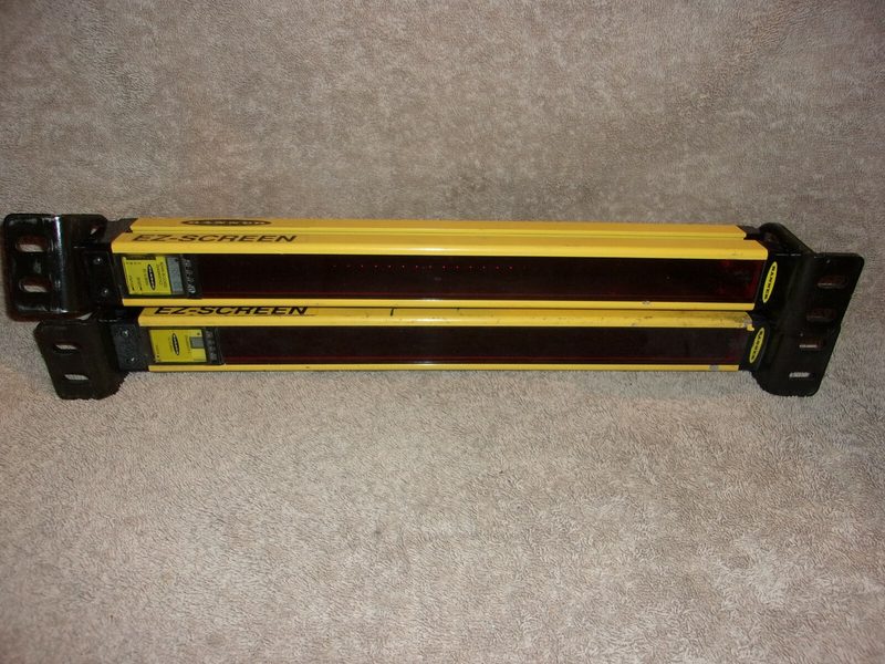 Световая завеса Banner SLSCR14-300Q8