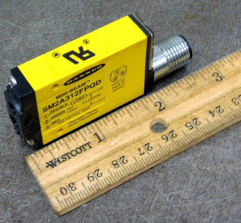 Фотоэлектрический датчик Banner SM2A312FPQD