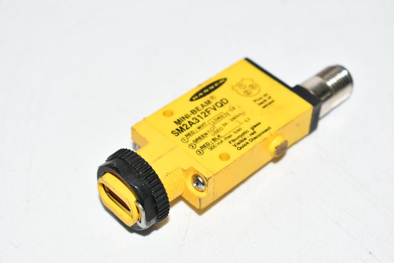 Фотоэлектрический датчик Banner SM2A312FVQD