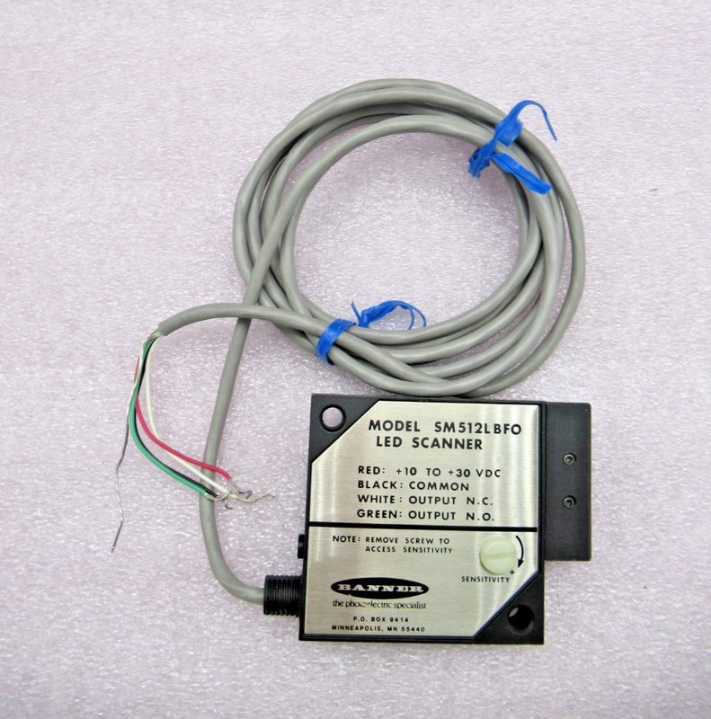 Фотоэлектрический датчик Banner SM512LBFO