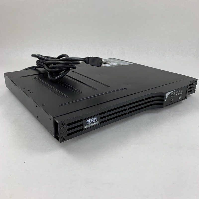 Tripp Lite SMART1000RM1UN