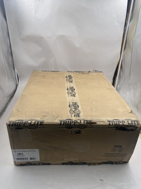ИБП Tripp Lite SMART1500RMXL2UTAA