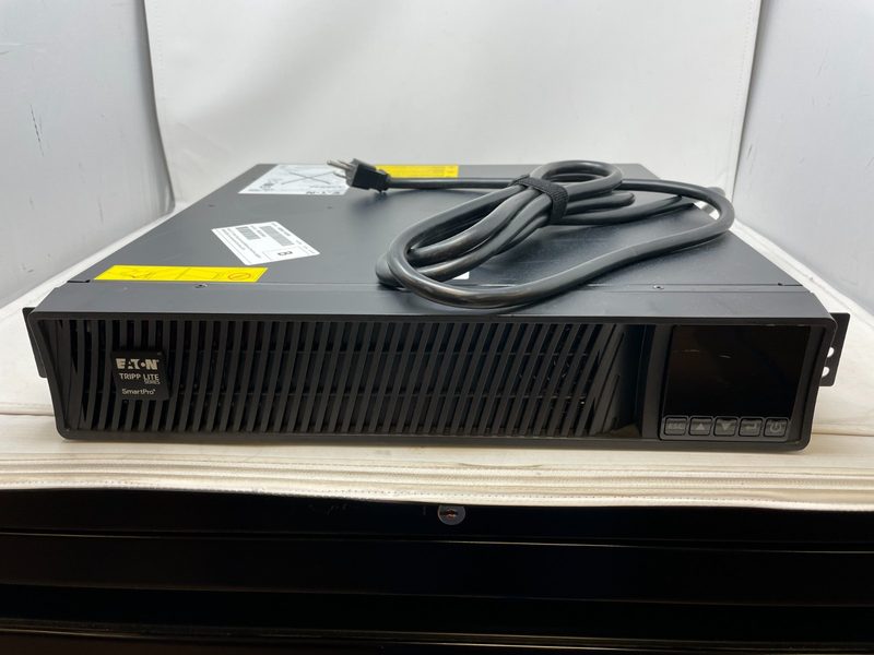 ИБП Eaton SMART1500RMXLN