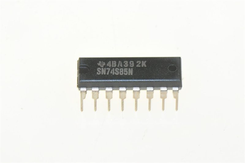 Микросхема SN74S85N