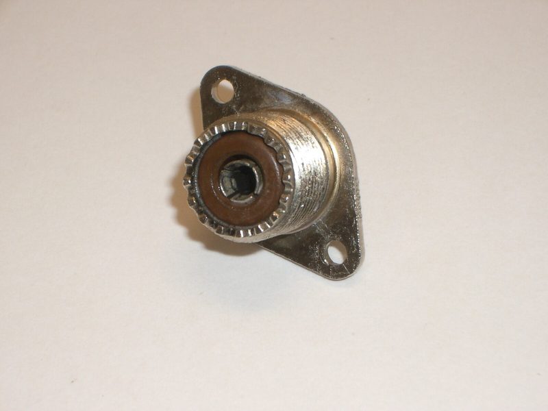 Электронный компонент Amphenol SO-239