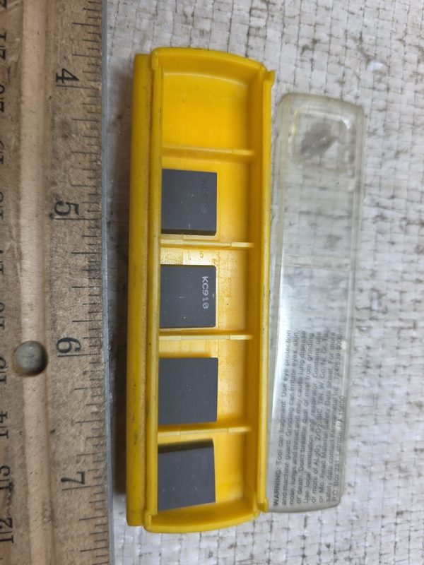 Режущий инструмент Kennametal SPGN120304T