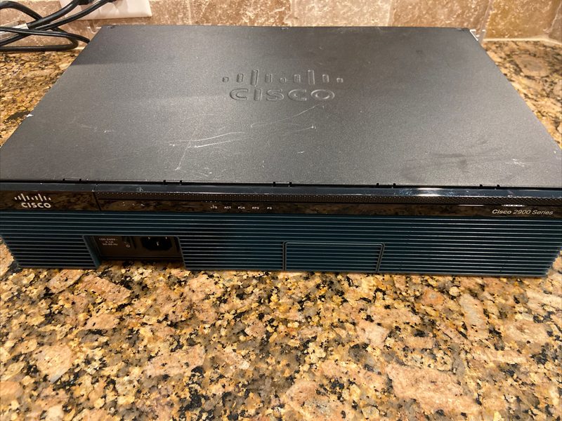 Маршрутизатор Cisco SPIAD2911-24FXS/K9