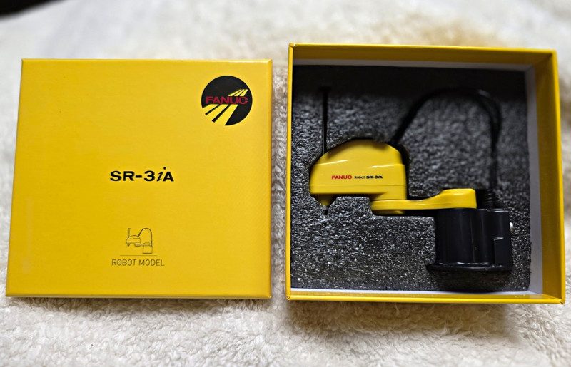 Робот FANUC SR-3IA