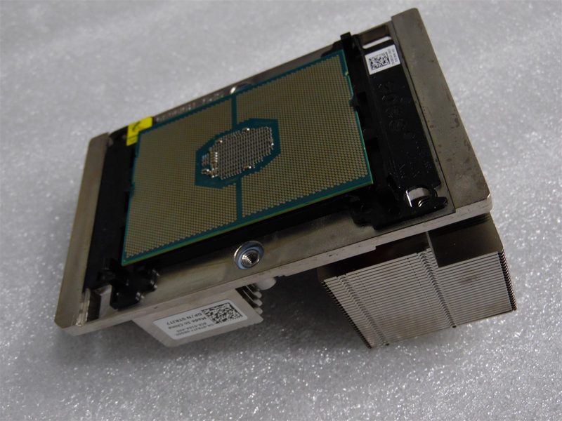 Процессор Dell SR3B9