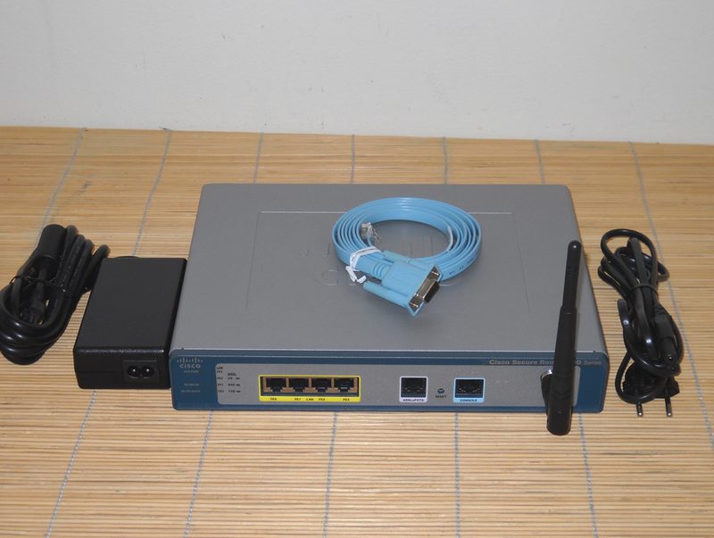 Маршрутизатор Cisco SR520W-ADSL-K9