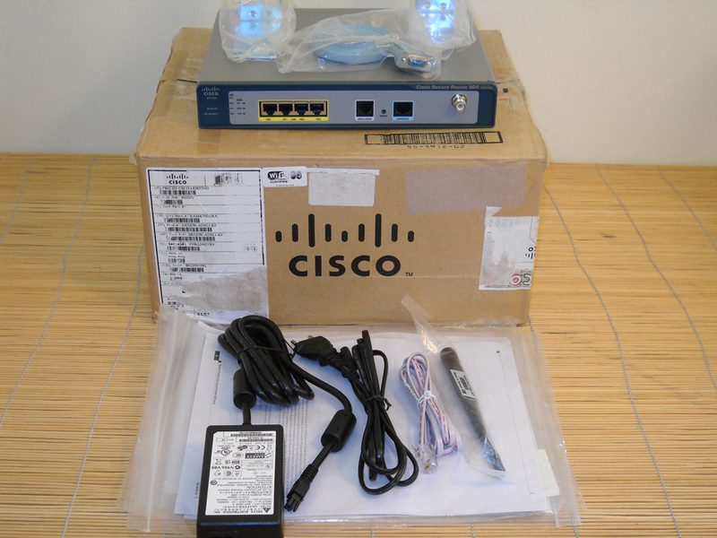 Маршрутизатор Cisco SR520W-ADSLI-K9
