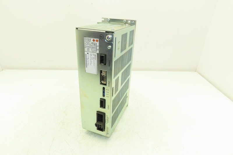 Сервопривод Yaskawa SRDA-C0A12A01A-E