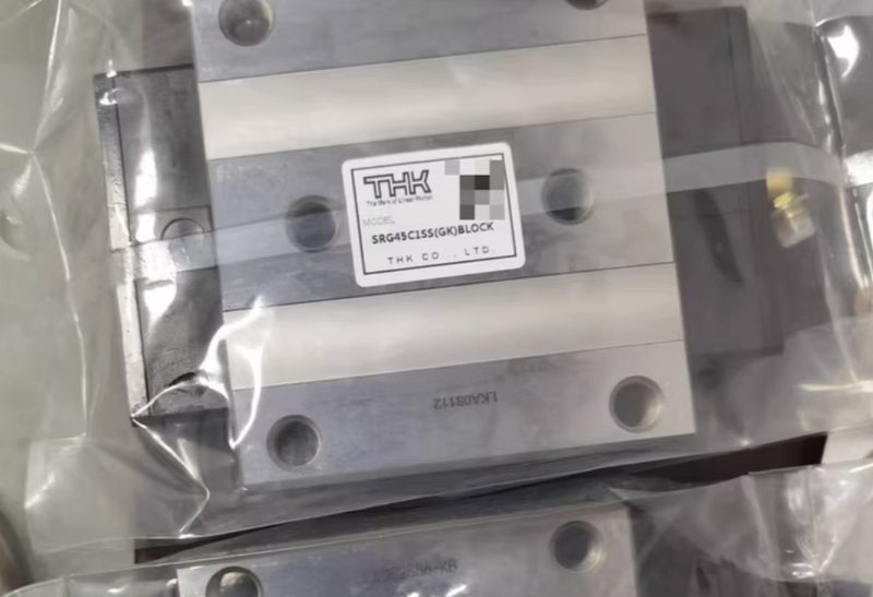 Линейная направляющая SRG45C1SS