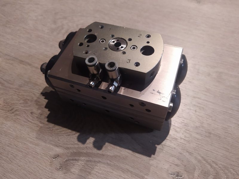 Робот Schunk SRU+25-W-180-3-4