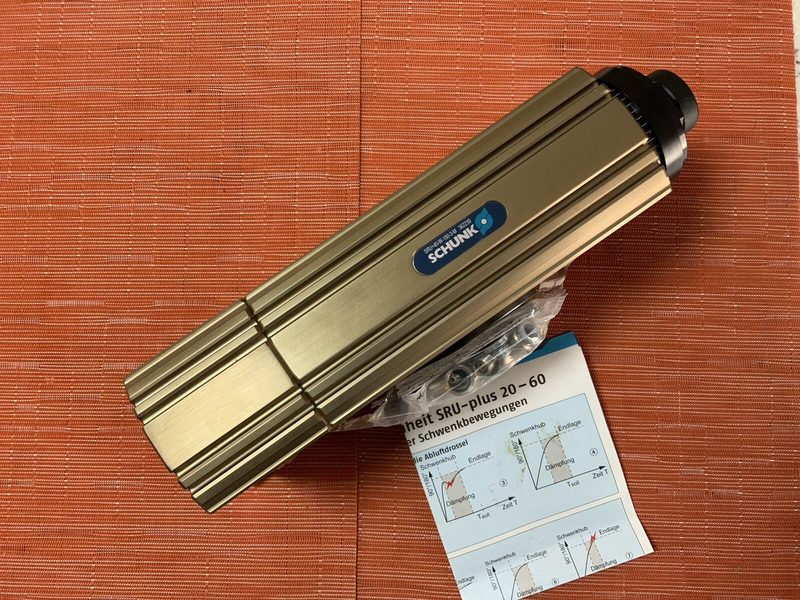 Робот Schunk SRU+40-W-180-3-M