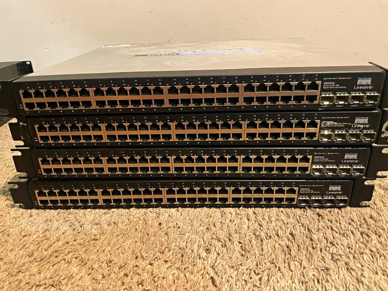 Коммутатор Cisco SRW2048
