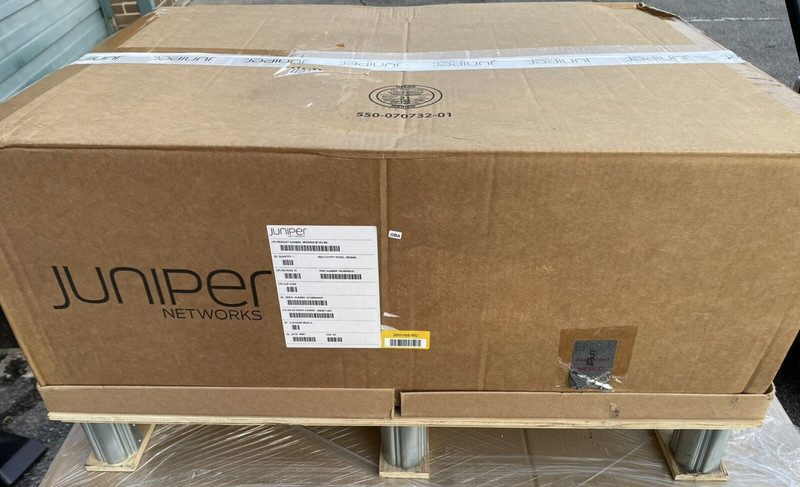 Межсетевой экран Juniper SRX5K-RE-1800X4