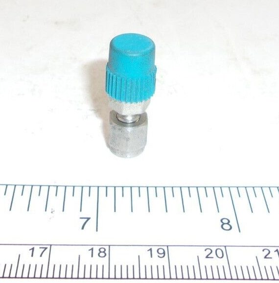 Фитинг Swagelok SS-100-1-1