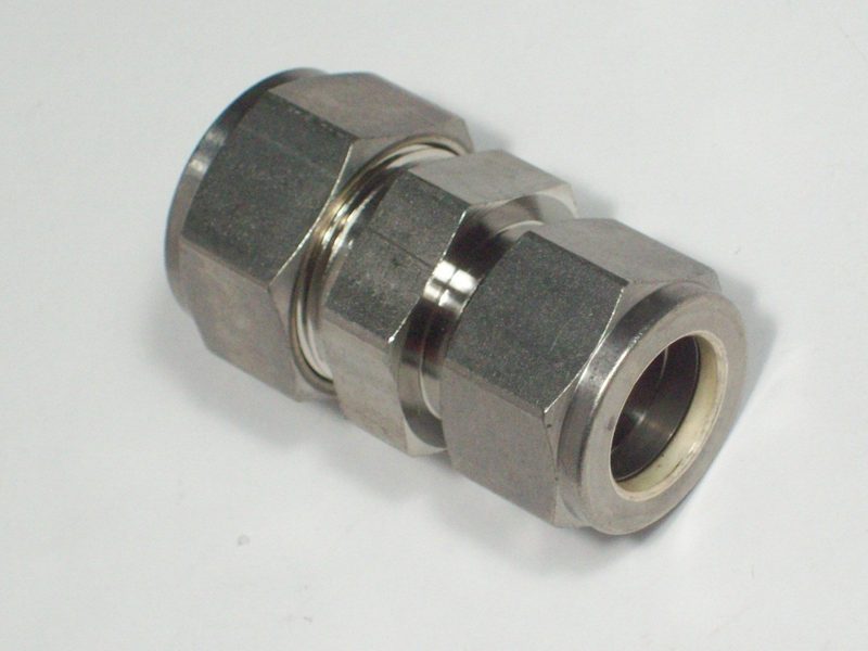 Фитинг Swagelok SS-1210-6-10