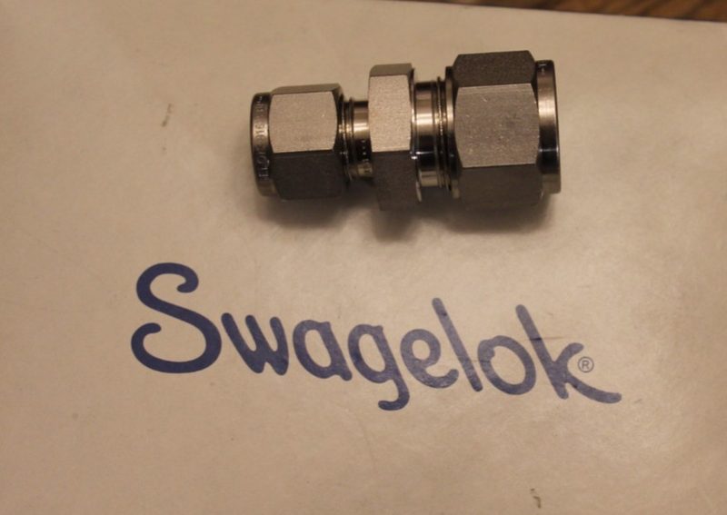 Фитинг Swagelok SS-12M0-6-6
