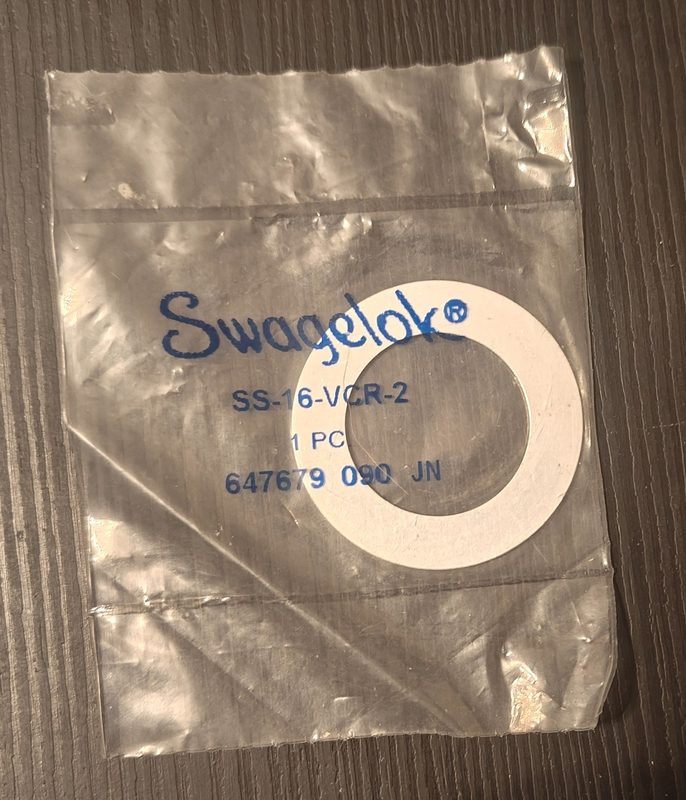 Фитинг Swagelok SS-16-VCR-2