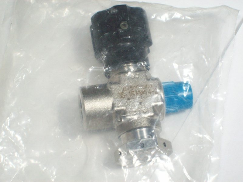 Клапан Swagelok SS-16DKM4F4-2