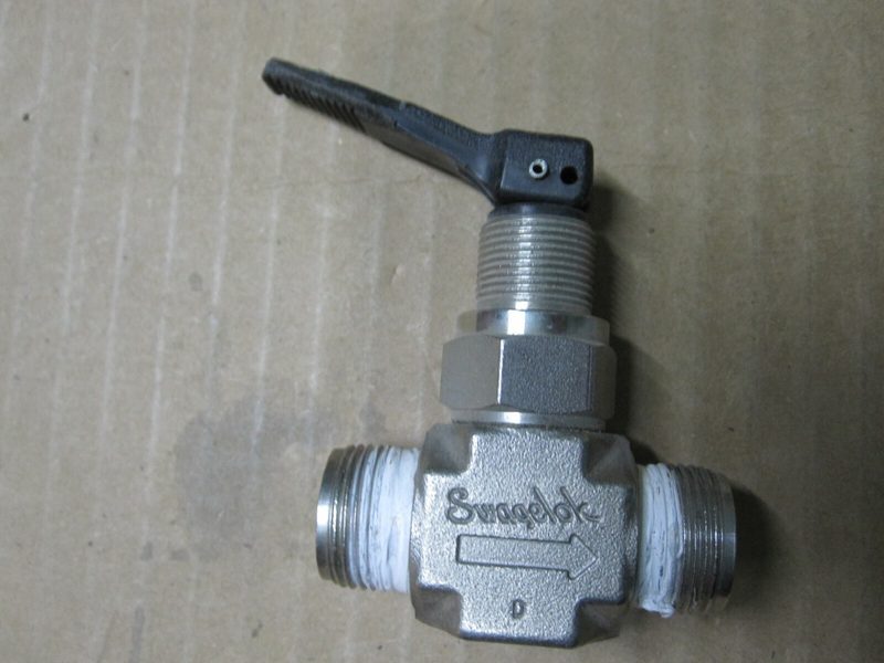 Клапан Swagelok SS-1GS8
